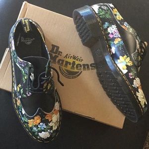 Dr Martens Darcy Floral Backhand + Smooth
